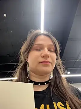 Niki_Hug live sex cam