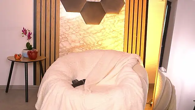 GoldenAmber live sex cam