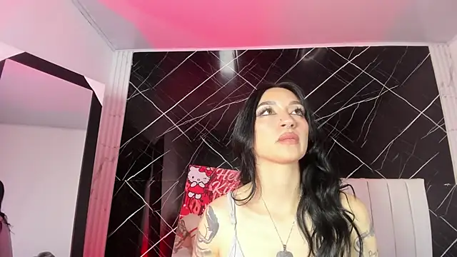 Candy_leilaa3's cam snapshot