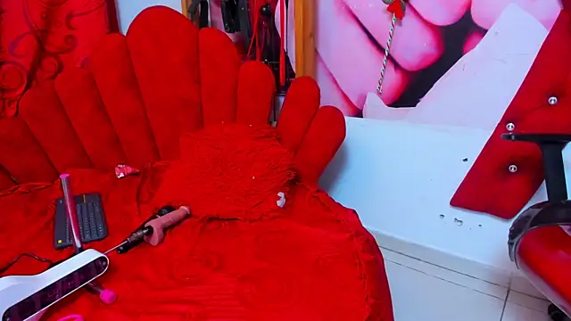 allison_max_tattoo live sex cam