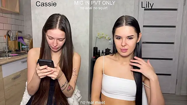 girls_secrets's cam snapshot