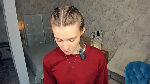 LianneBynon's cam snapshot