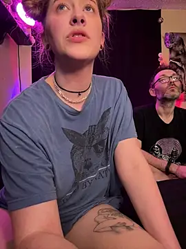 Mallorykoxx69 live sex cam