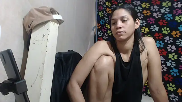 ELIZABET2-'s cam snapshot