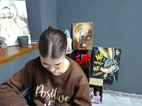 felicity_gold's cam snapshot