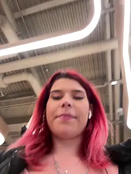 RiriRoseey's cam snapshot