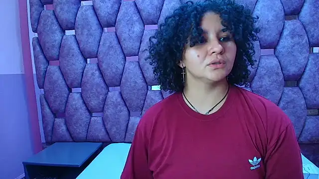 AlaSmith's cam snapshot