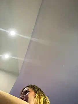 NicoleCut's cam snapshot