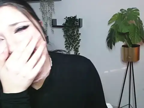 Miahavefun's cam snapshot