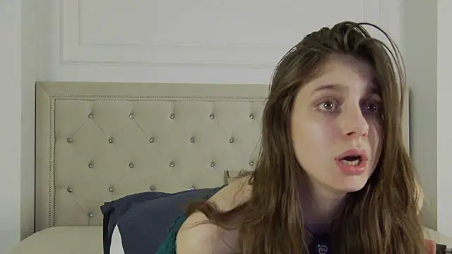 EileenElfie's cam snapshot