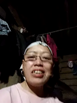 Agnes-baby's cam snapshot