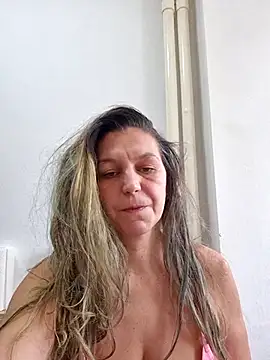 KamillaSpencer's cam snapshot