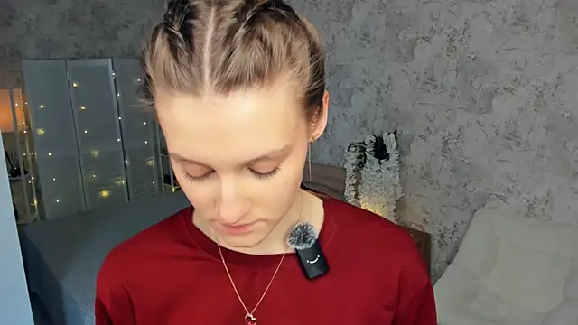 LianneBynon's cam snapshot