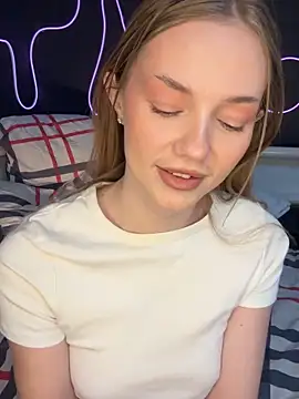 MilaMoone's cam snapshot