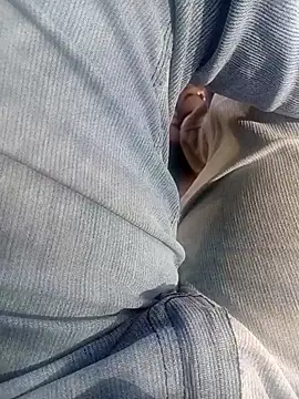 Horny-boyyy's cam snapshot