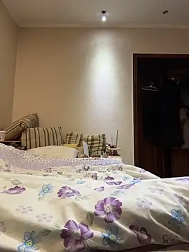 DollyTall live sex cam