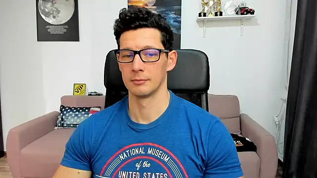 BrutusK08 live sex cam