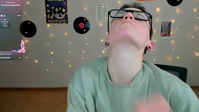 emi_fade's cam snapshot