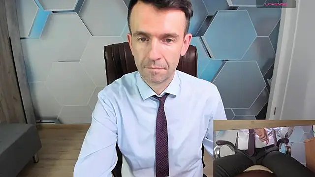 SteveTiger live sex cam