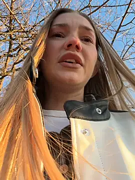 MilaMoone's cam snapshot