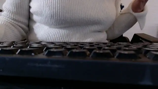 missdesinl's cam snapshot