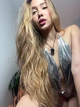 your_little_girl7's cam snapshot