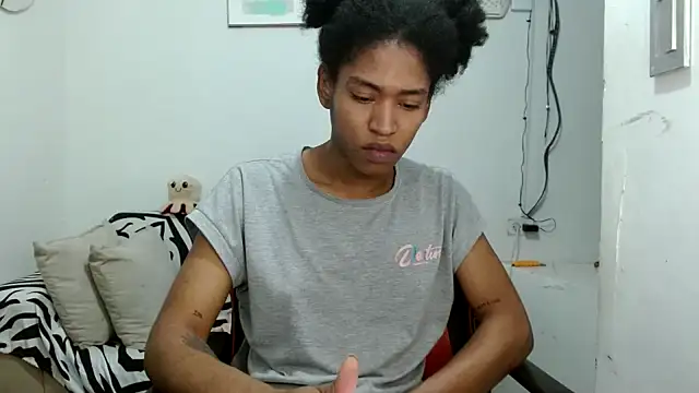 angelamarie1 live sex cam