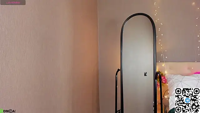 Lea_much live sex cam