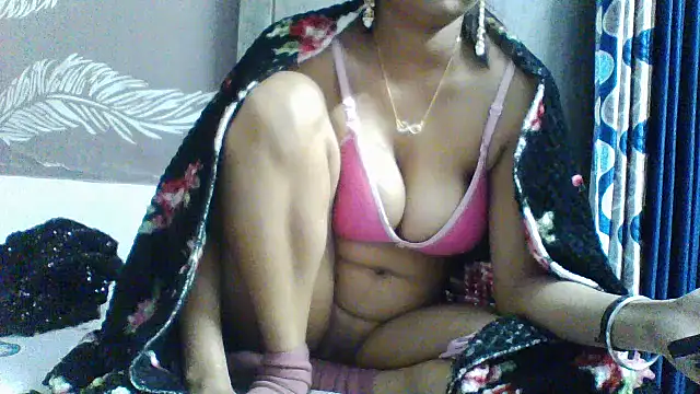 shalini_fire's cam snapshot