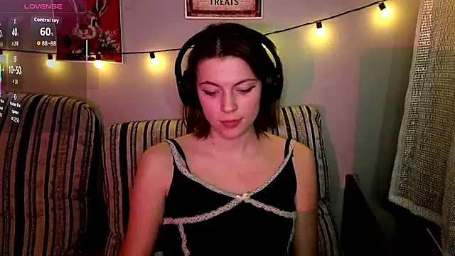 CutieAnny's cam snapshot