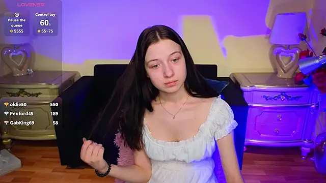 AlicePowells's cam snapshot