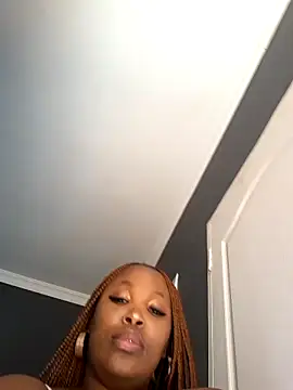 SWEETDOLLY29XX live sex cam