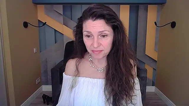 EllaLong's cam snapshot