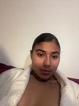 adorablepetite's cam snapshot