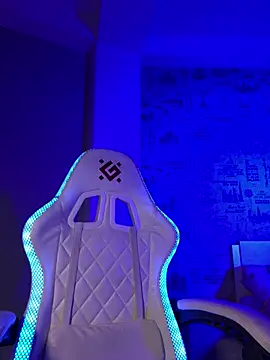 Karamelikaa's cam snapshot