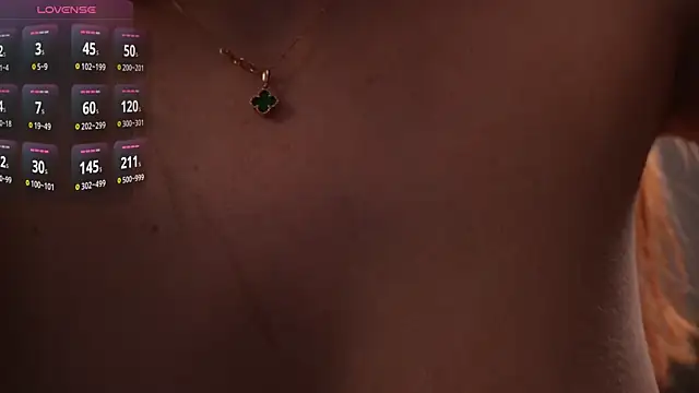 AdritVance's cam snapshot