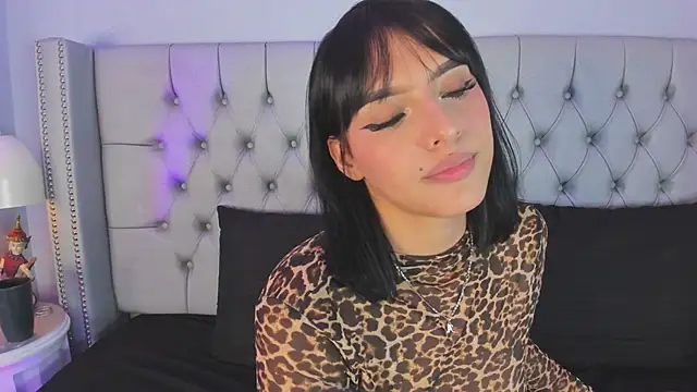 Lily_StClair's cam snapshot