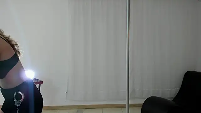 Jane_roses0's cam snapshot