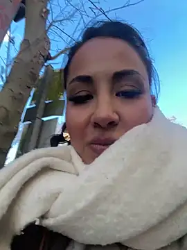 bella_dauergeil's cam snapshot