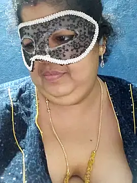 tamilthanushri's cam snapshot