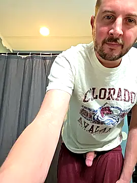 MrMechanic38 live sex cam