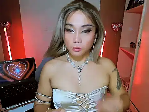 YourNikkieXxx live sex cam