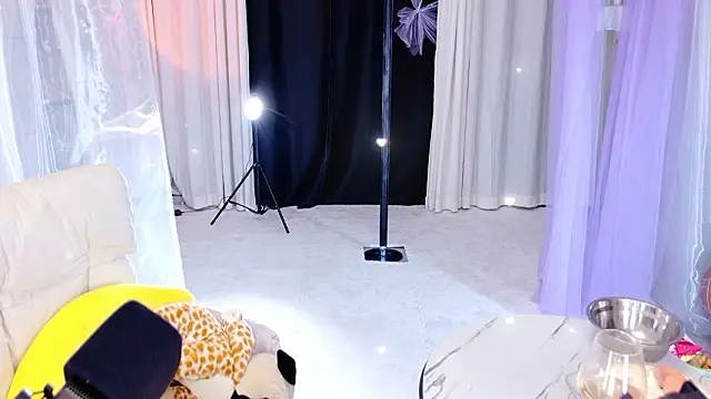 Dancer_Lucky-Nini's cam snapshot