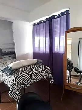 Alison_fitness's cam snapshot