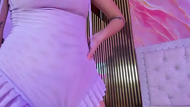 Lucy_boobss's cam snapshot