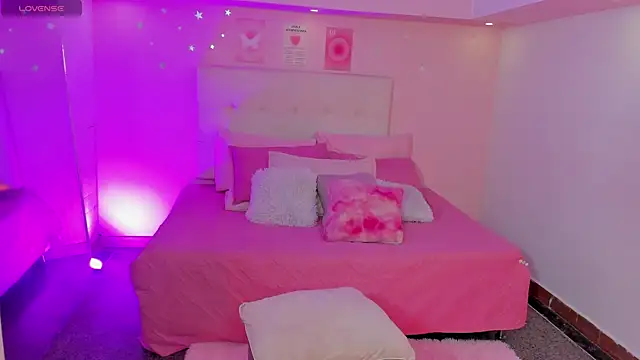 ScarlettDreamss7 live sex cam