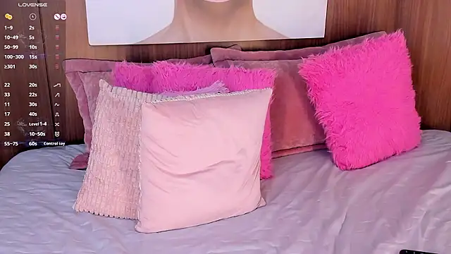 ImaniOkoye's cam snapshot