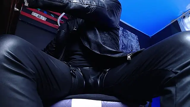 Dicaprioo_ live sex cam