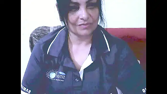 Indiansweetness77's cam snapshot