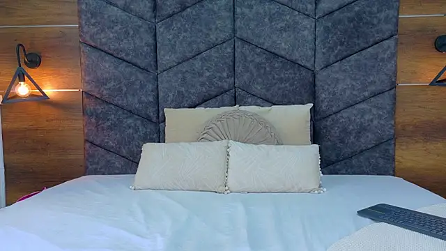 AnnieRouse__'s cam snapshot